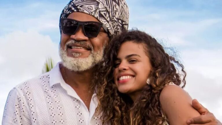 Carlinhos Brown homenageia a filha, que é neta de Marieta Severo