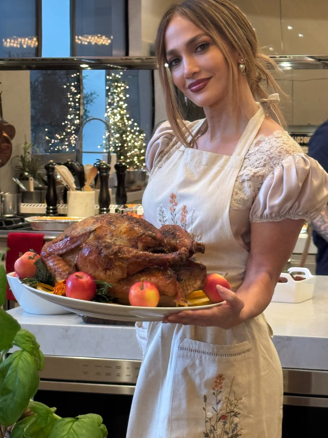 Jennifer Lopez mostra fotos de sua casa no Dia de Ação de Graças - Foto: Reprodução / Instagram
