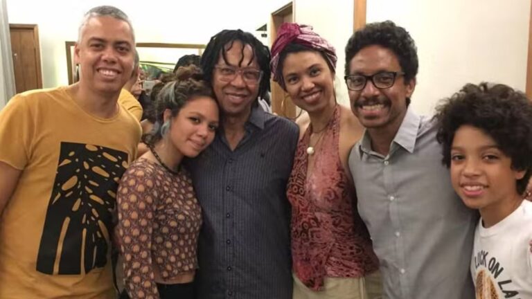 Conheça os cinco filhos de Djavan