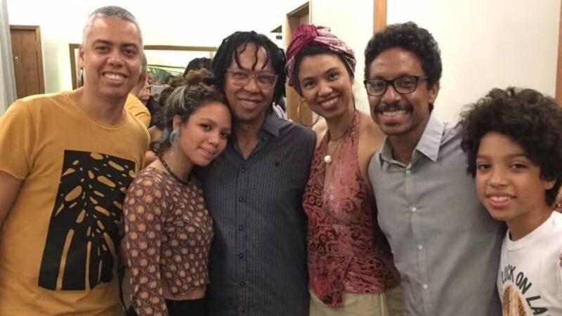 Djavan e os filhos - Foto: Reprodução / Instagram