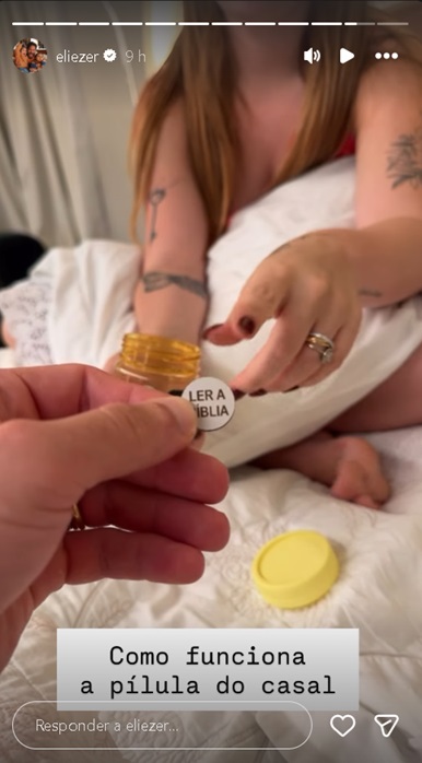 Eliezer mostra pílulas do amor que usa com Viih Tube – Foto: Reprodução/Instagram @eliezer