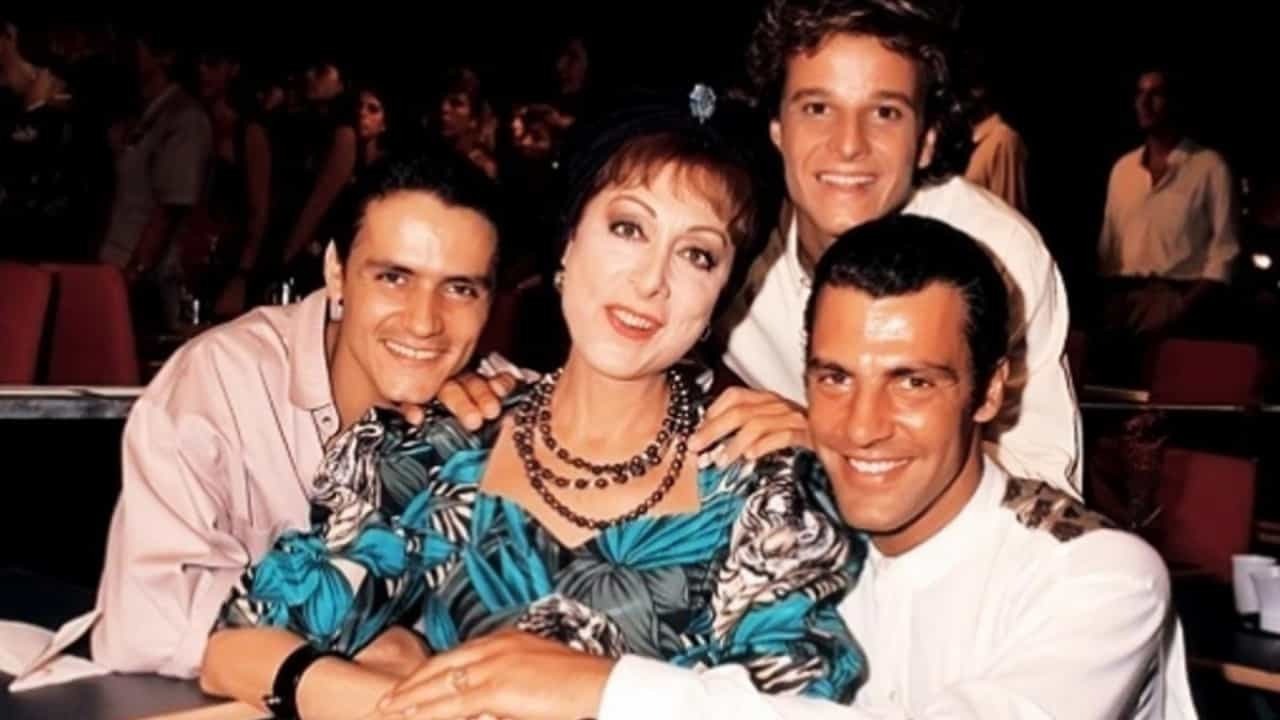 Gerson Brenner, Jandir Ferrari e Marcello Novaes eram filhos de Dona Armênia em Rainha da Sucata - Foto: Divulgação / TV Globo