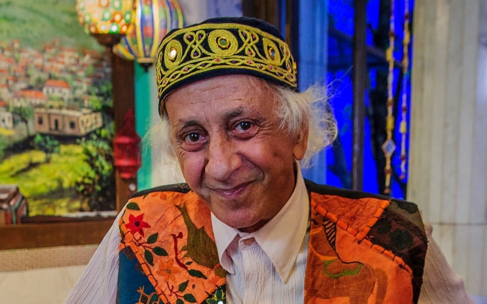 Flávio Migliaccio como Seu Chalita em Tapas & Beijos - Foto: Divulgação / TV Globo