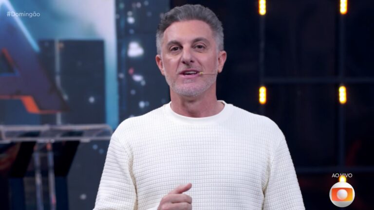 Luciano Huck revela pedido que fez há 25 anos e só foi atendido hoje no Domingão