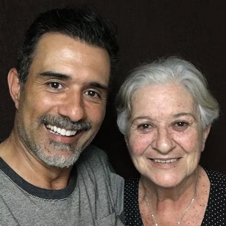 Marcos Pasquim se despede da mãe, Sueli — Foto: Reprodução/Instagram @pasquim