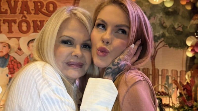 Monique Evans e Bárbara Evans - Foto: Reprodução / Instagram