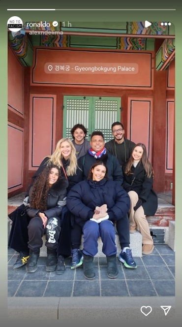 Ronaldo com os filhos, a esposa e a nora – Reprodução/Instagram
