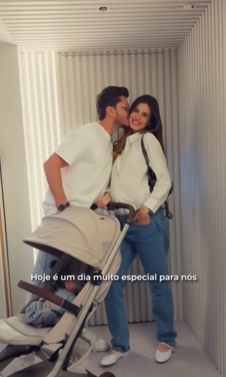 Camila Queiroz e Klebber Toledo montam o enxoval da filha - Foto: Reprodução / Instagram