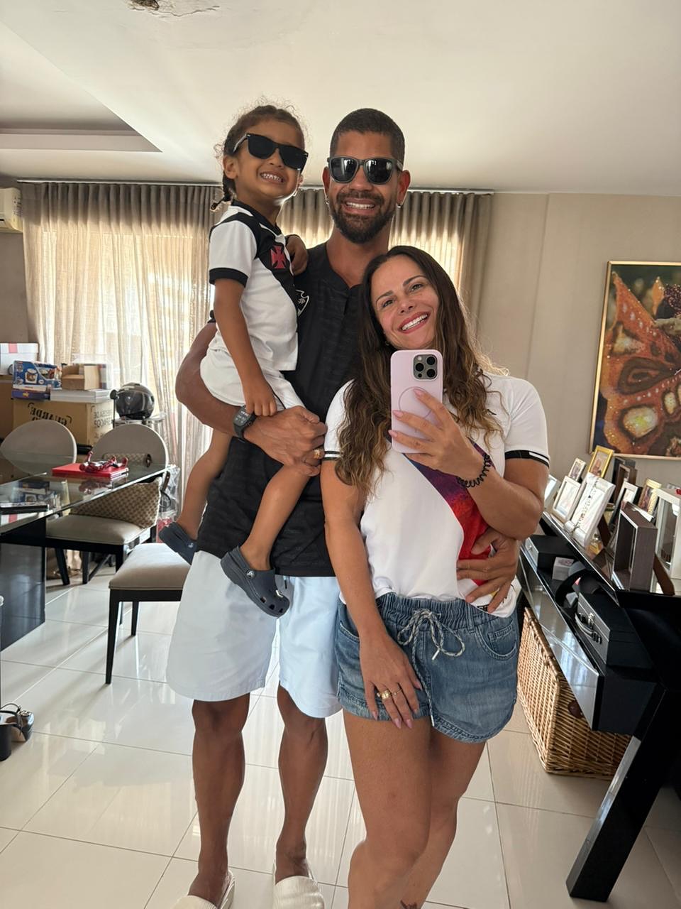 Viviane Araújo e Guilherme Militão são pais de Joaquim - Foto: Reprodução / Instagram @araujovivianne 