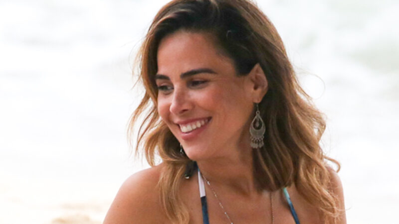 Wanessa Camargo curte dia na praia - Foto: Dilson Silva / AgNews