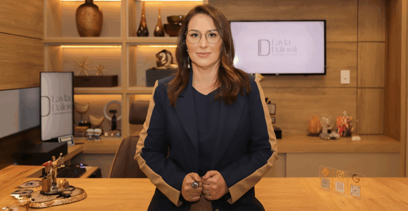 Layla Dalossi une direito médico e bioética na defesa de médicos