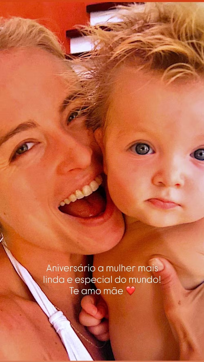Joaquim Huck parabeniza Angélica — Foto: Instagram