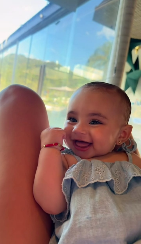 Bruna Biancardi posta foto da filha caçula