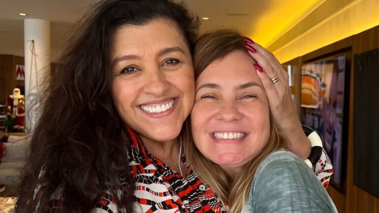 Regina Casé comemora aniversário de Adriana Esteves com homenagem bem-humorada: