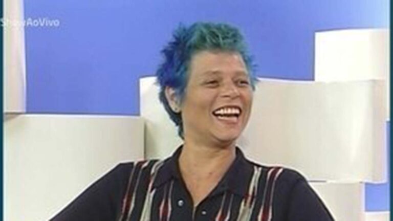 Ex-namorada de Cássia Eller relembra fotos intimistas da cantora falecida