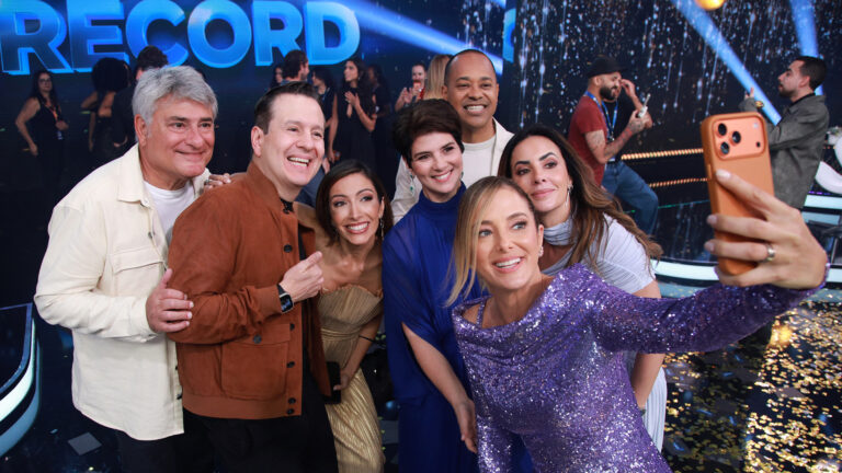 Saiba qual é a data do Família Record, o tradicional amigo secreto da emissora
