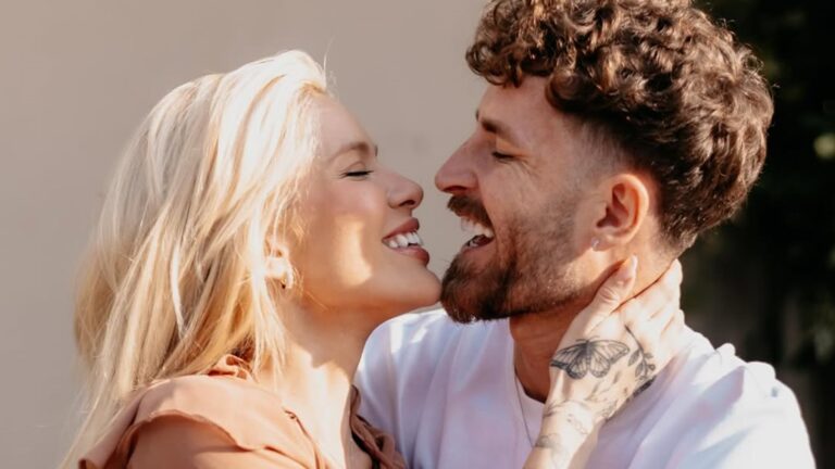 Assumidos! Léo Pereira confirma que reatou o namoro com Karoline Lima: ‘Te amo’