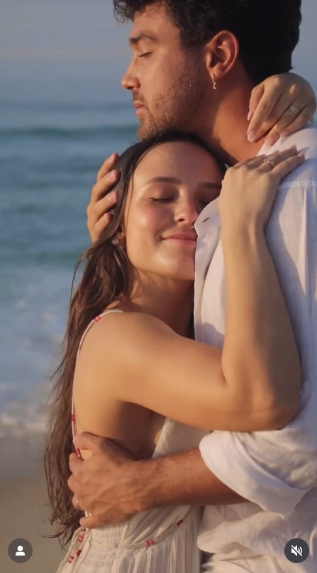 Larissa Manoela e André Luiz Frambach celebram ‘Bodas de Algodão’ - Foto: Reprodução / Instagram @larissamanoela 