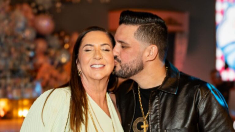 Mãe de Virginia recebe mensagem romântica de namorado durante seu aniversário