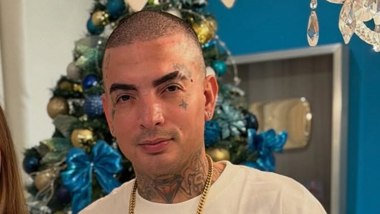 MC Guimê mostra como foi seu primeiro Natal com a filha recém-nascida; fotos