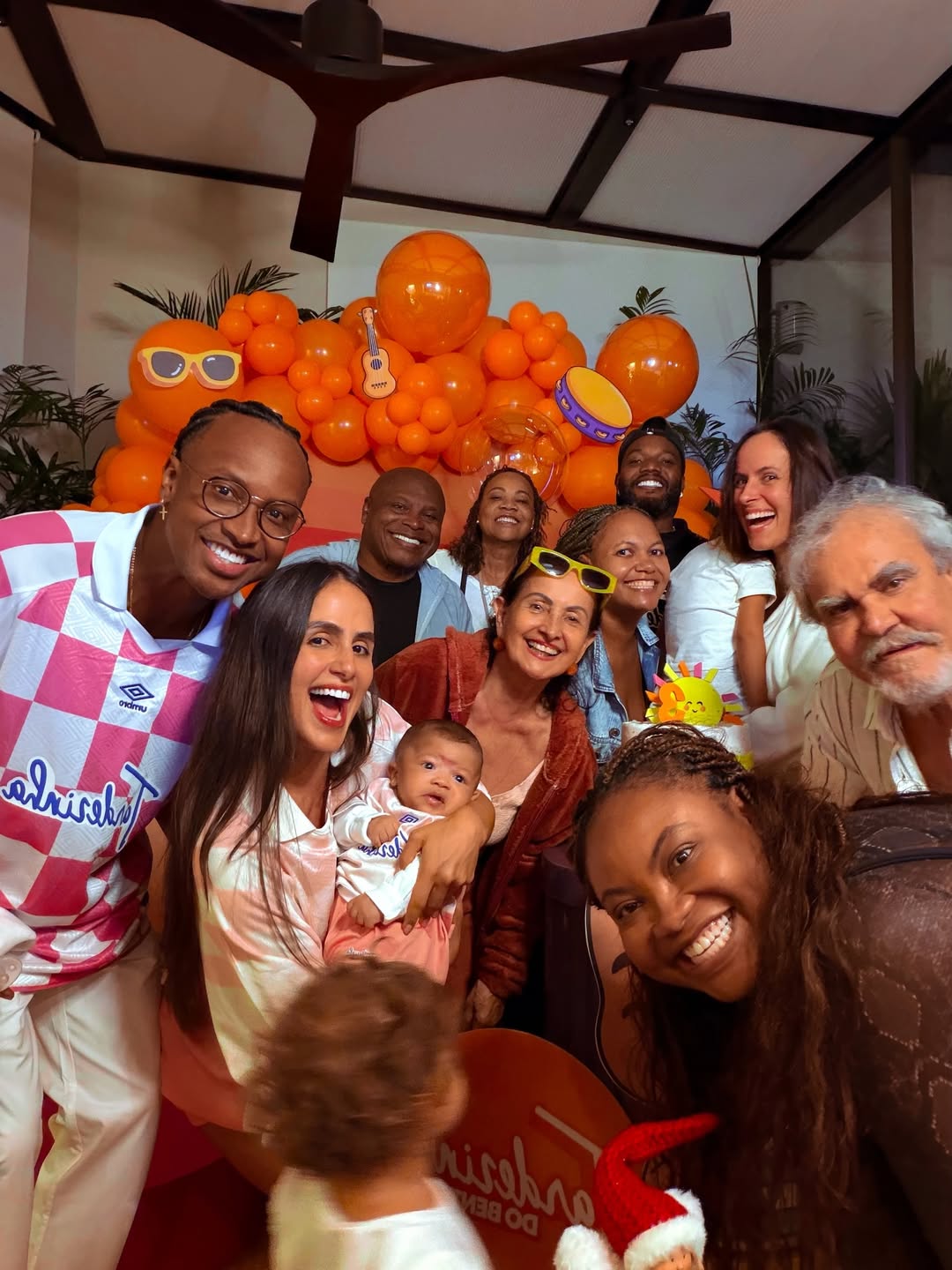 Thiaguinho e Carol Peixinho celebram 3 meses de Bento com tema especial - Foto: Reprodução / Instagram @carolpeixinho