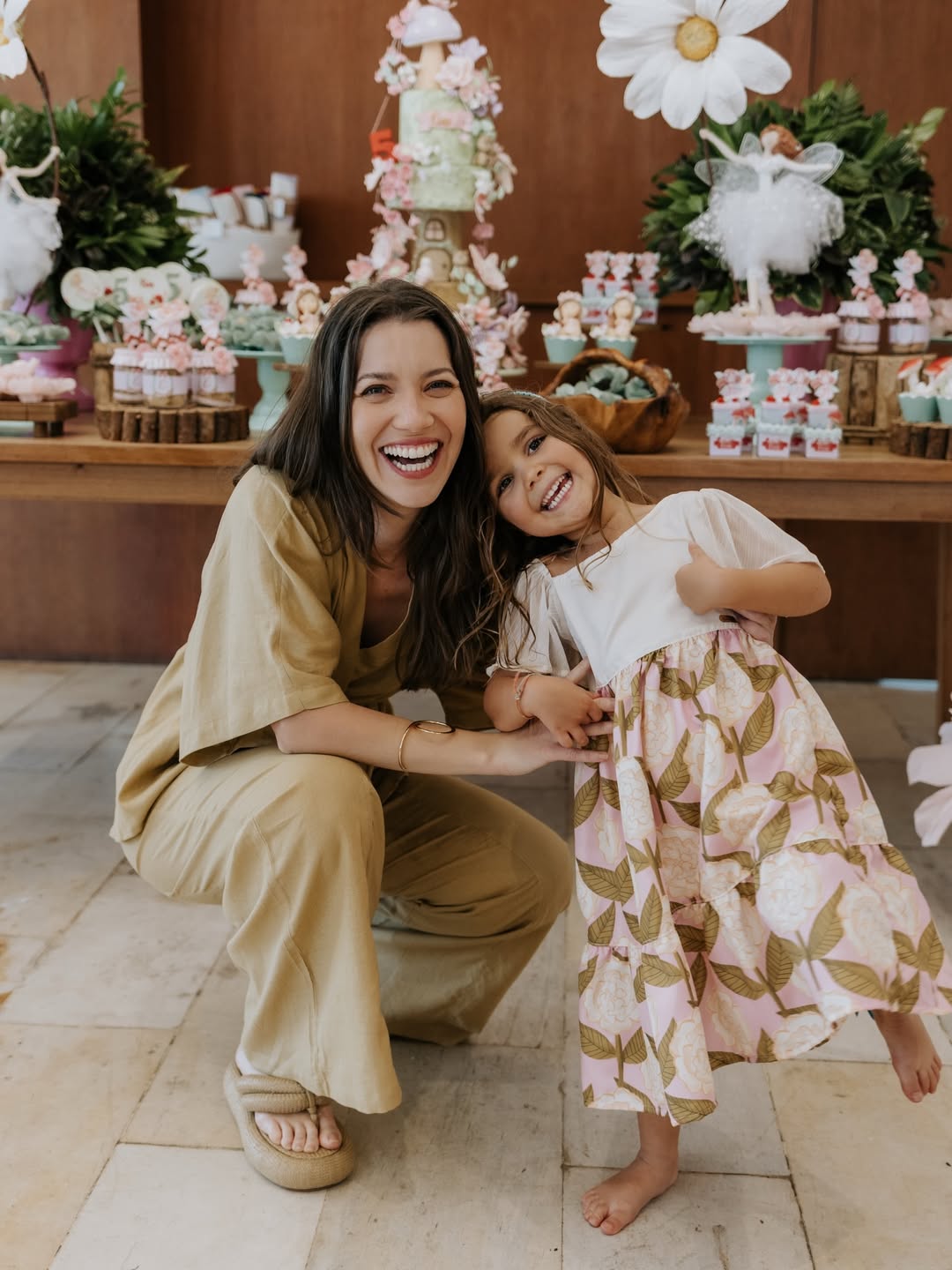 Nathalia Dill e a filha, Eva - Foto: Reprodução / Instagram @nathaliadill @babuskafotografia
