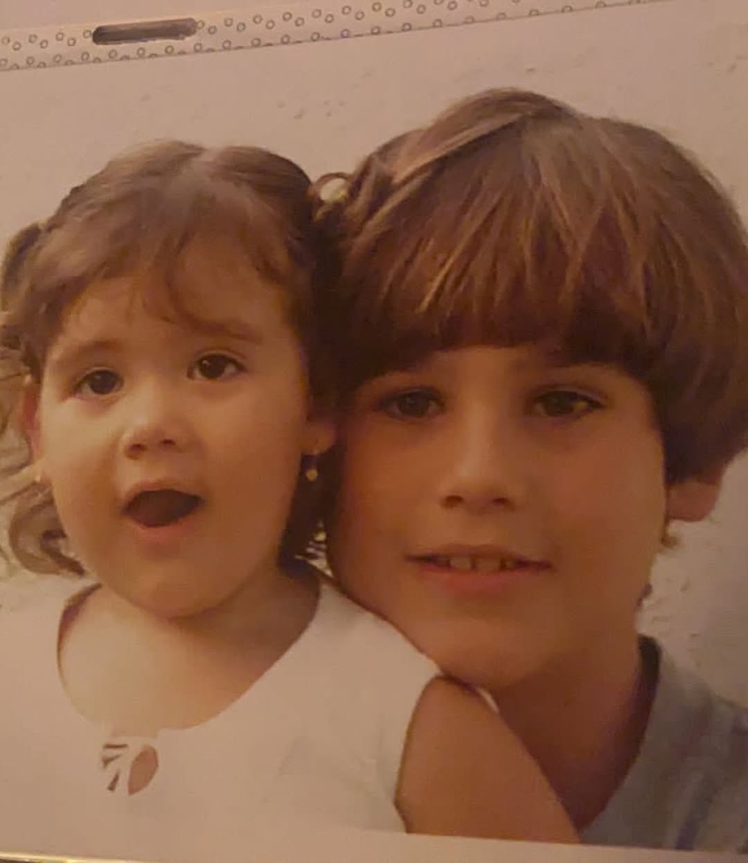 Nicolas Prattes com a irmã, Giulia Pires - Foto: Reprodução / Instagram @nicolasprattes 