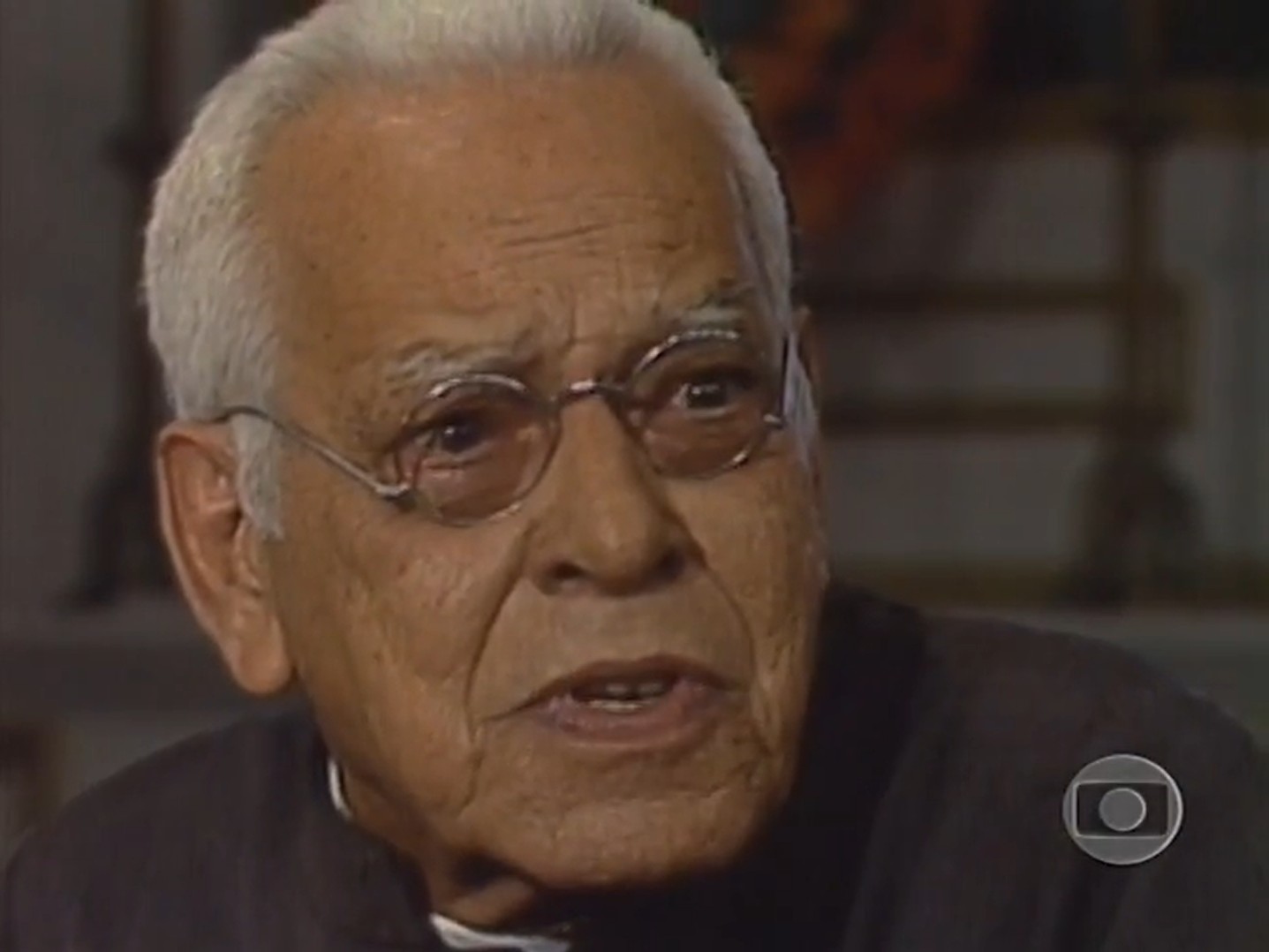 Paulo Gracindo viveu Padre Hipólito em Roque Santeiro - Foto: Reprodução / TV Globo