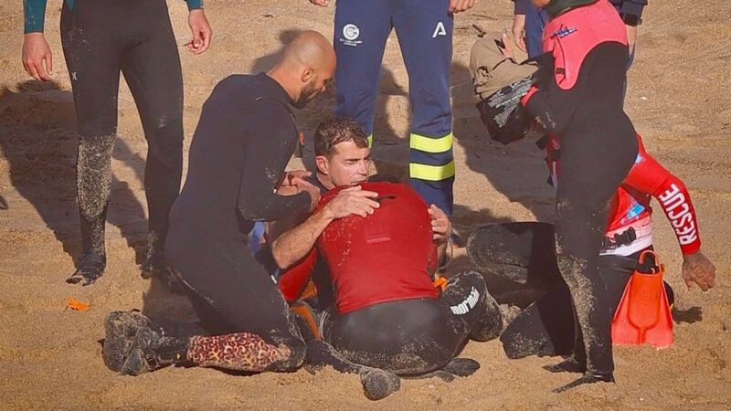 Surfista Will Santana relata o que fez para salvar a vida de Carlos Burle em Nazaré