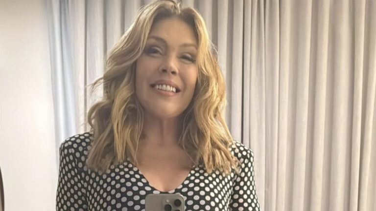 Aos 49 anos, Simony faz desabafo emocionante: ‘A vida não foi leve comigo’