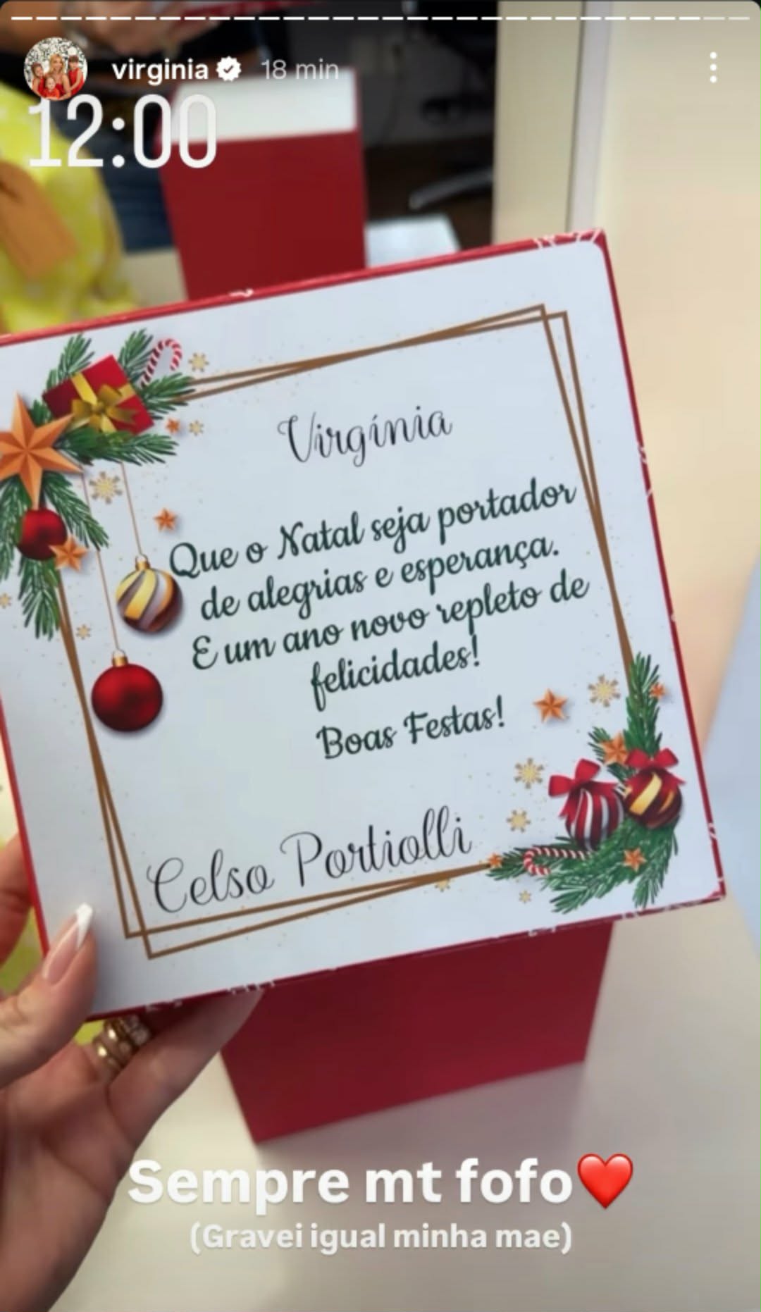 Virginia ganha presente de Celso Portiolli