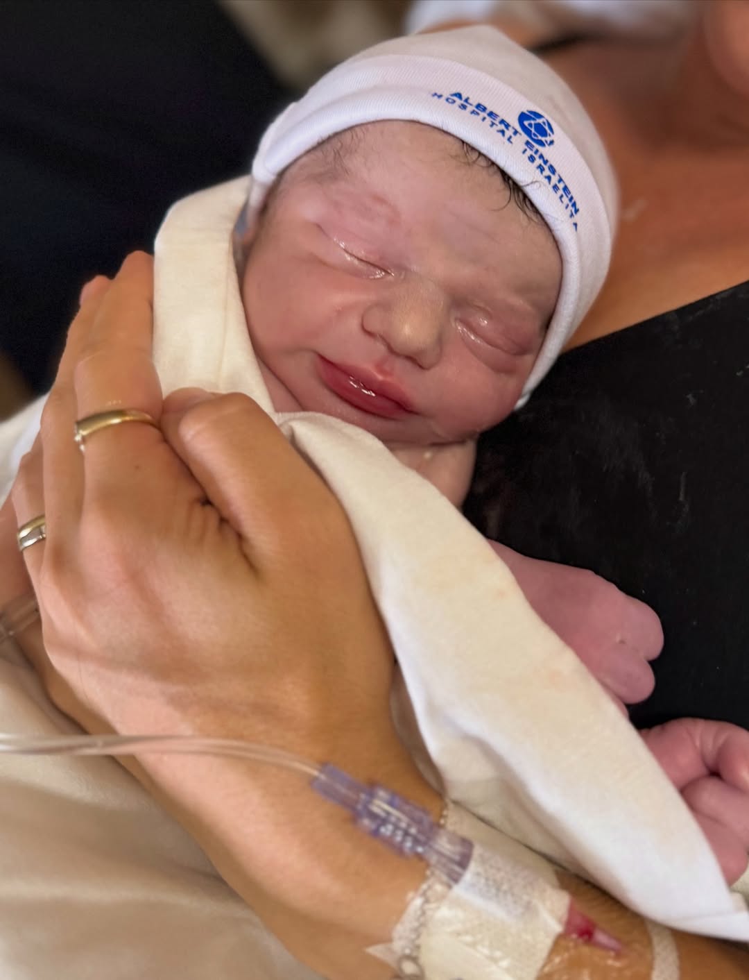 Bia Feres dá à luz seu terceiro filho - Foto: Reprodução / Instagram @biaebrancaferes