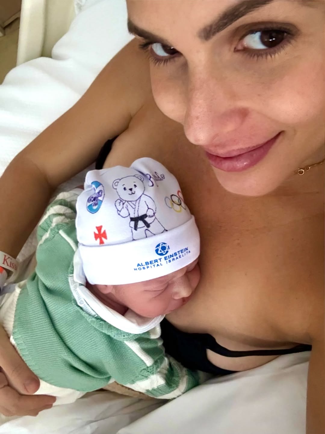 Bia Feres dá à luz seu terceiro filho - Foto: Reprodução / Instagram @biaebrancaferes