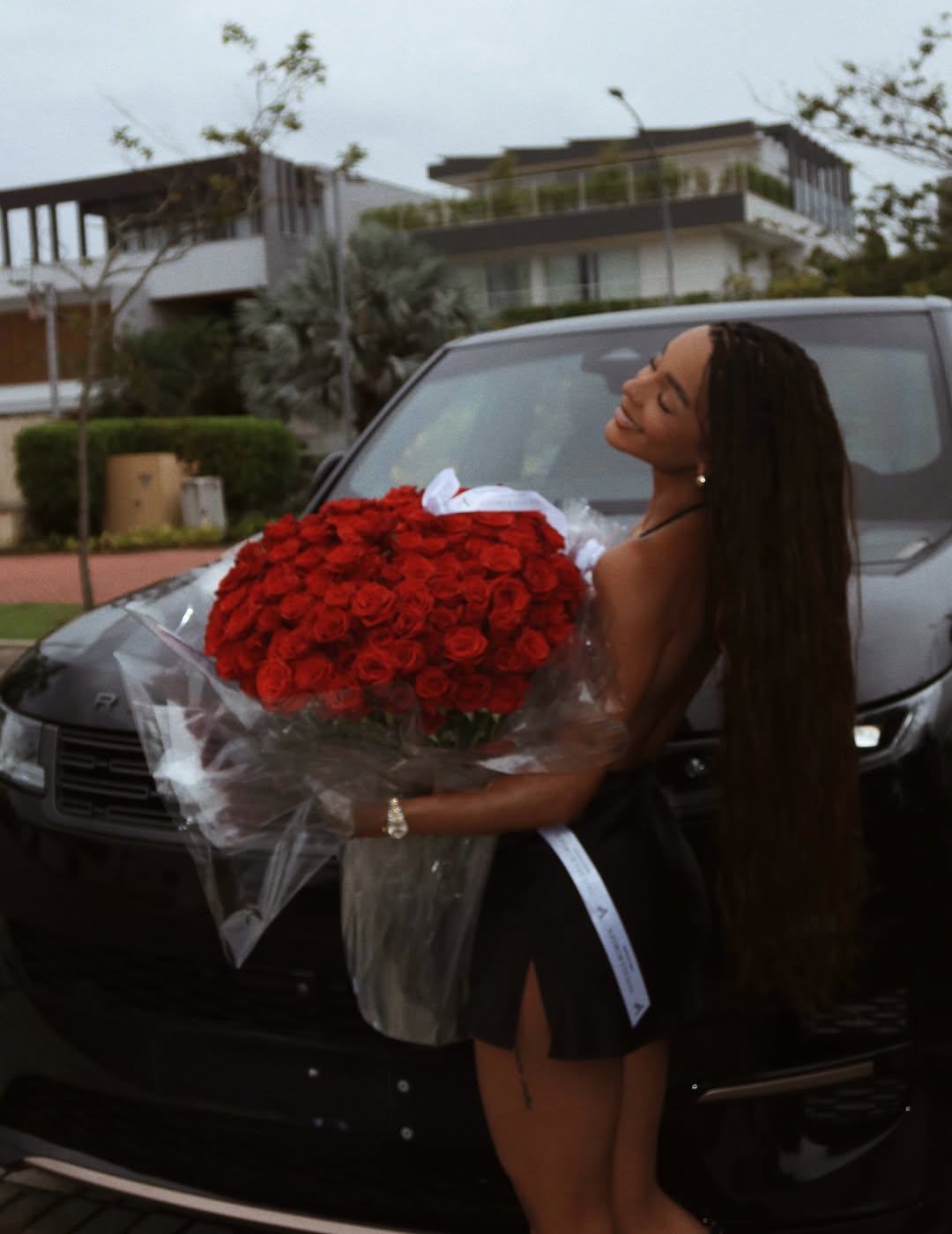 Brunna Gonçalves ganha carro de Ludmilla — Foto: Reprodução/Instagram