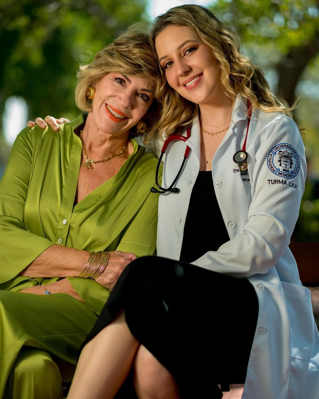 Silvia Poppovic com a filha - Foto: Reprodução/Instagram
