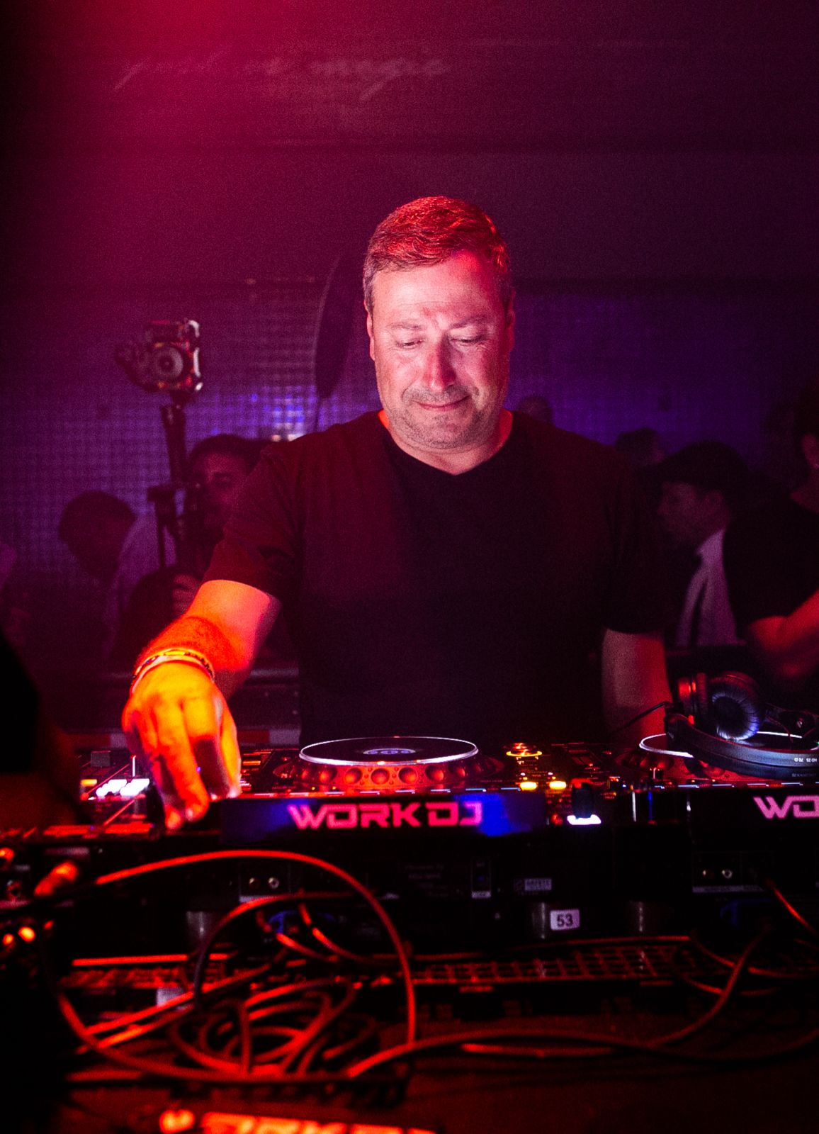 Edo Krause em Posh Club - Golden Carnival 2025 - Foto: Adriano Debortoli