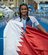 Sheikha Hind bint Hamad Al Thani no evento da Série Mundial de Triatlo da ITU em Hamburgo - Foto: Reprodução/Instagram
