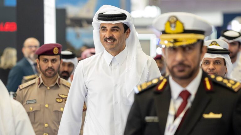 Qatar transforma feira naval em vitrine global de negócios e sela acordo de US$ 1 bilhão