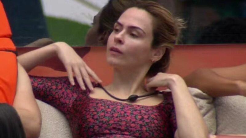 Ana Paula Renault discute com Jordana por causa de Aline Campos