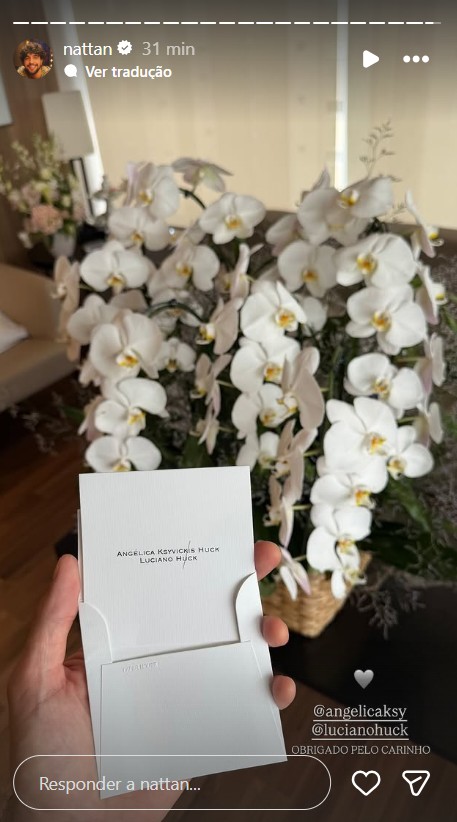 Angélica e Luciano Huck presenteiam Nattan e Rafa Kalimann - Foto: Reprodução/Instagram @nattan