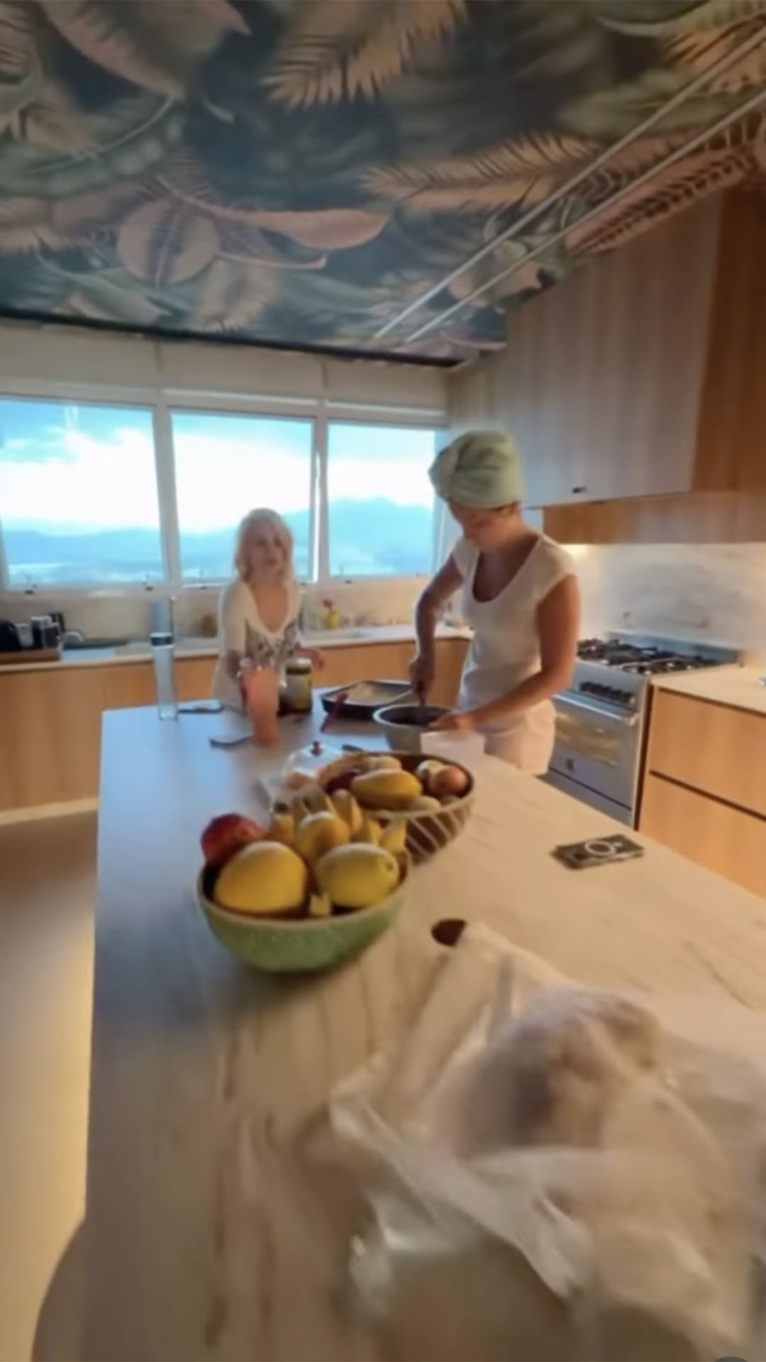 Cozinha de Flávia Alessandra e Otaviano Costa - Foto: Reprodução / Instagram