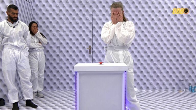 BBB 26: Após mais de 65 horas, Elisa desiste do Quarto Branco; veja!