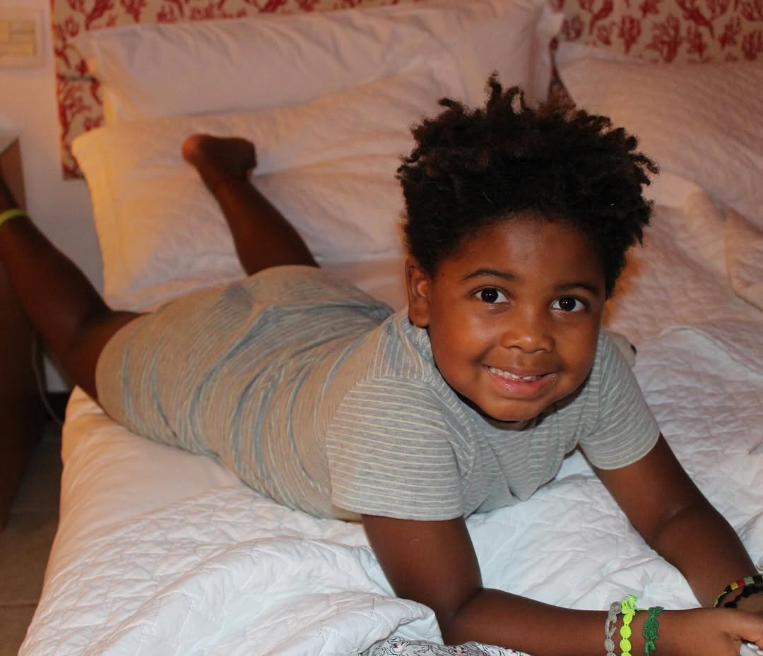 Filho de Astrid Fontelle