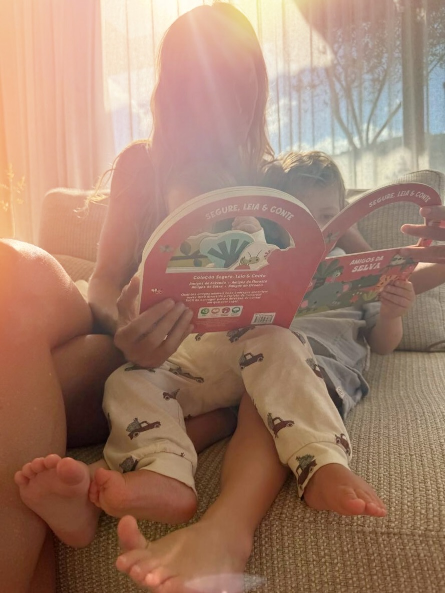 Gisele Bündchen mostra o filho