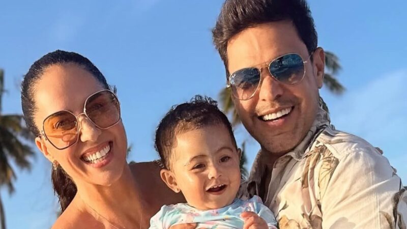 Filha de Graciele Lacerda esbanja fofura em fotos na praia com a família