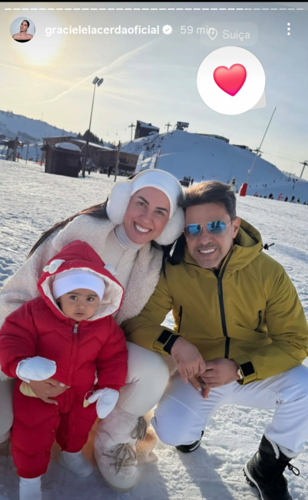 Graciele Lacerda mostra primeira vez da filha na neve - Foto: @gracielelacerdaoficial