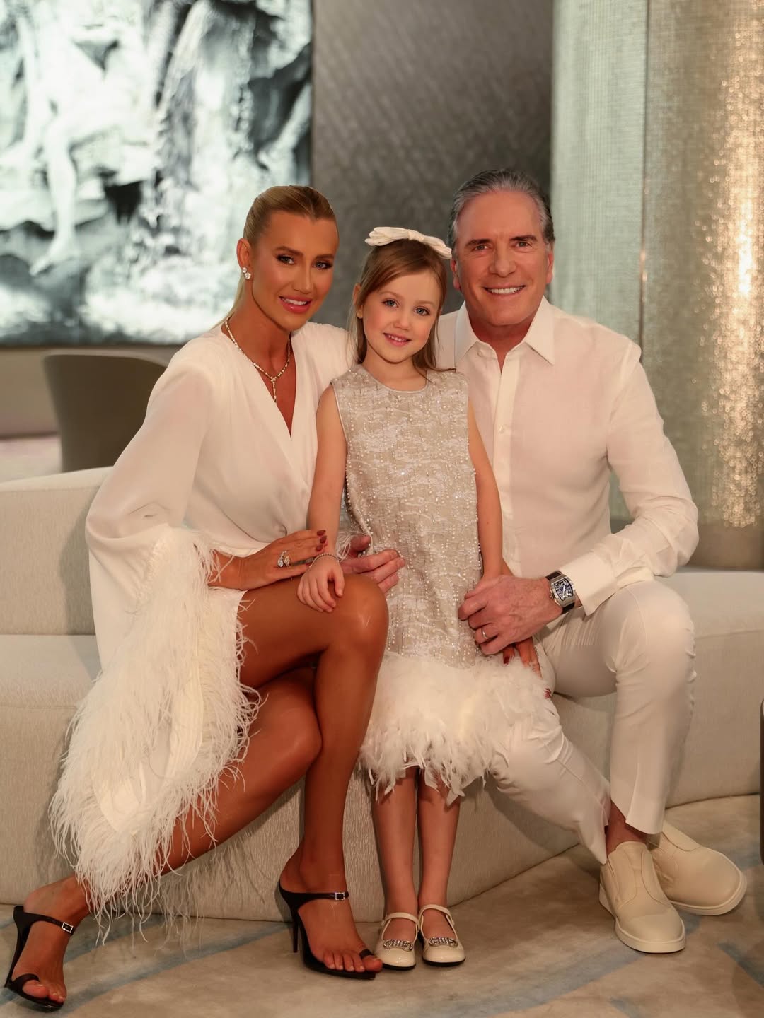 Ana Paula Siebert, Vicky e Roberto Justus - Foto: Reprodução / Instagram