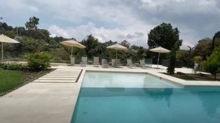Cantor chega aos 32 anos com fortuna de mais de R$ 125 milhões e mansão luxuosa