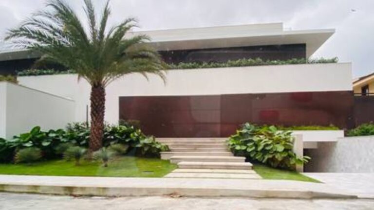 Ex-jogador com fortuna milionária já vendeu mansão luxuosa de mais de R$ 16 milhões