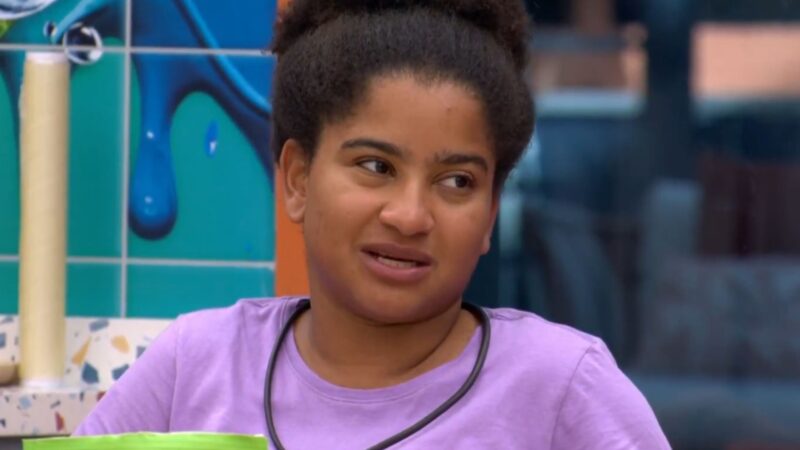 BBB 26: Milena chama atenção de brother após atitude: ‘Você é casado’